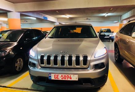 Продам Jeep Cherokee sport 2014 года в г. Грузское, Днепропетровская область