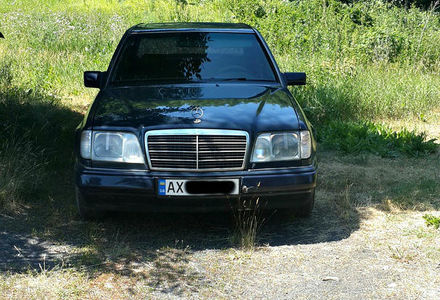 Продам Mercedes-Benz E-Class 1993 года в Харькове