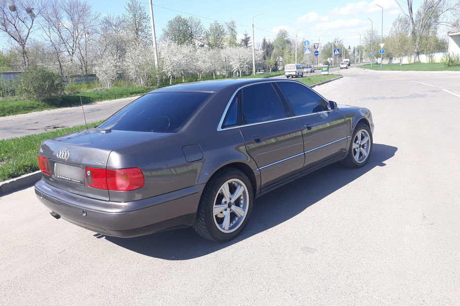 Продам Audi A8 1998 года в Ровно