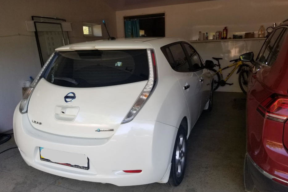 Продам Nissan Leaf 2013 года в Харькове