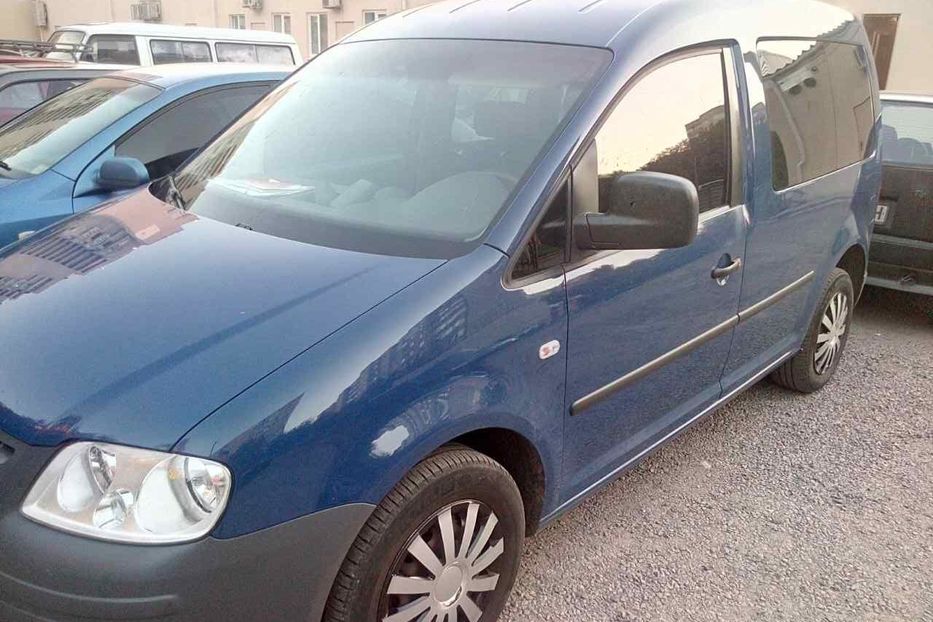 Продам Volkswagen Caddy пасс. 2010 года в г. Кременчуг, Полтавская область