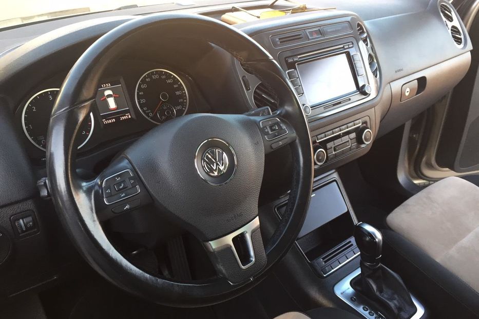 Продам Volkswagen Tiguan 2013 года в Киеве
