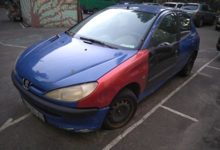 Продам Peugeot 206 2002 года в Киеве