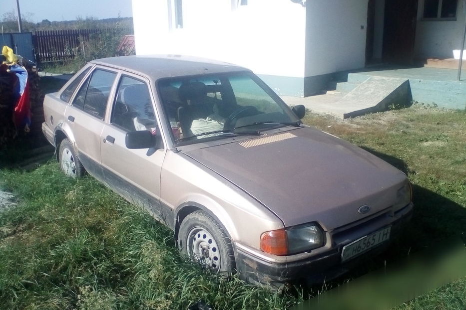 Продам Ford Escort 1987 года в г. Славута, Хмельницкая область