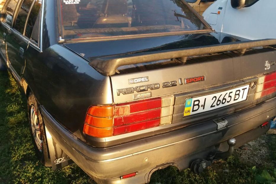 Продам Opel Rekord 1986 года в г. Диканька, Полтавская область