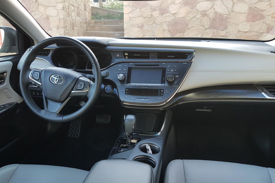 Продам Toyota Avalon XLE 2016 года в Тернополе