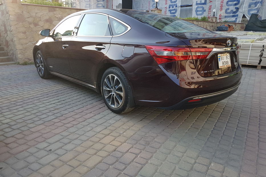 Продам Toyota Avalon XLE 2016 года в Тернополе