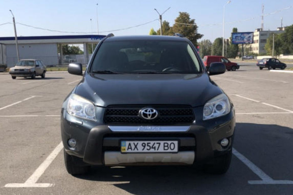 Продам Toyota Rav 4 2006 года в Харькове