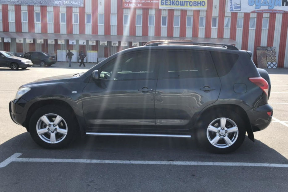 Продам Toyota Rav 4 2006 года в Харькове