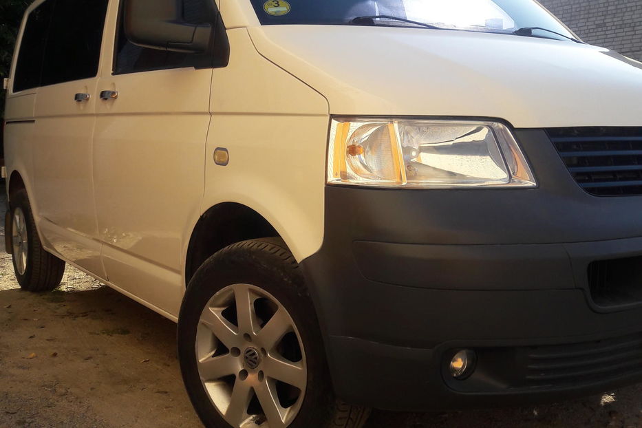 Продам Volkswagen T5 (Transporter) пасс. 2006 года в Харькове