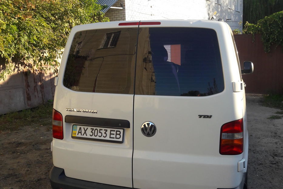 Продам Volkswagen T5 (Transporter) пасс. 2006 года в Харькове