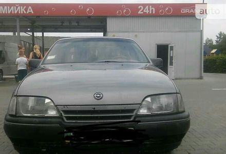 Продам Opel Omega 1989 года в г. Коломыя, Ивано-Франковская область