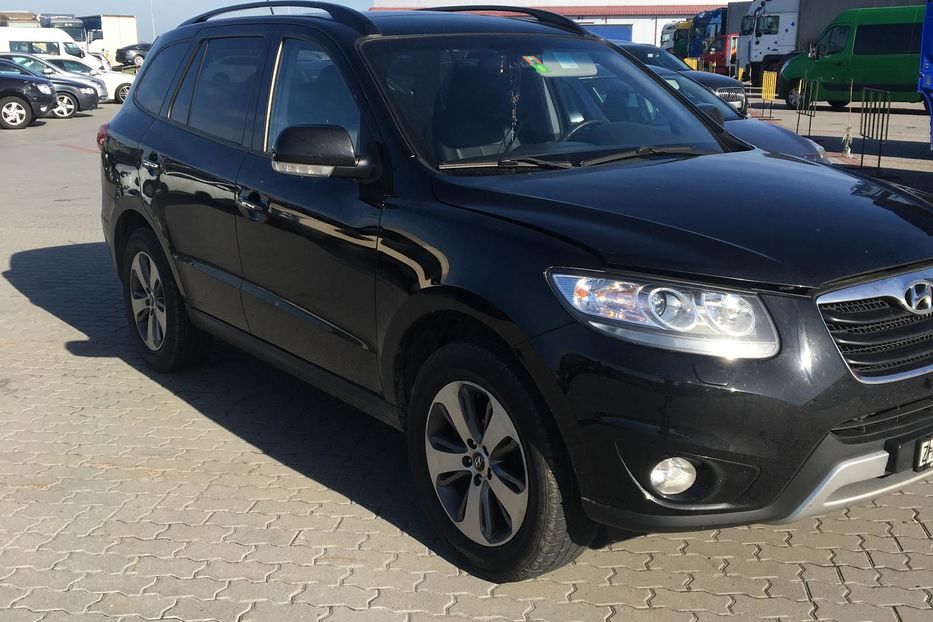 Продам Hyundai Santa FE 2012 года в Львове