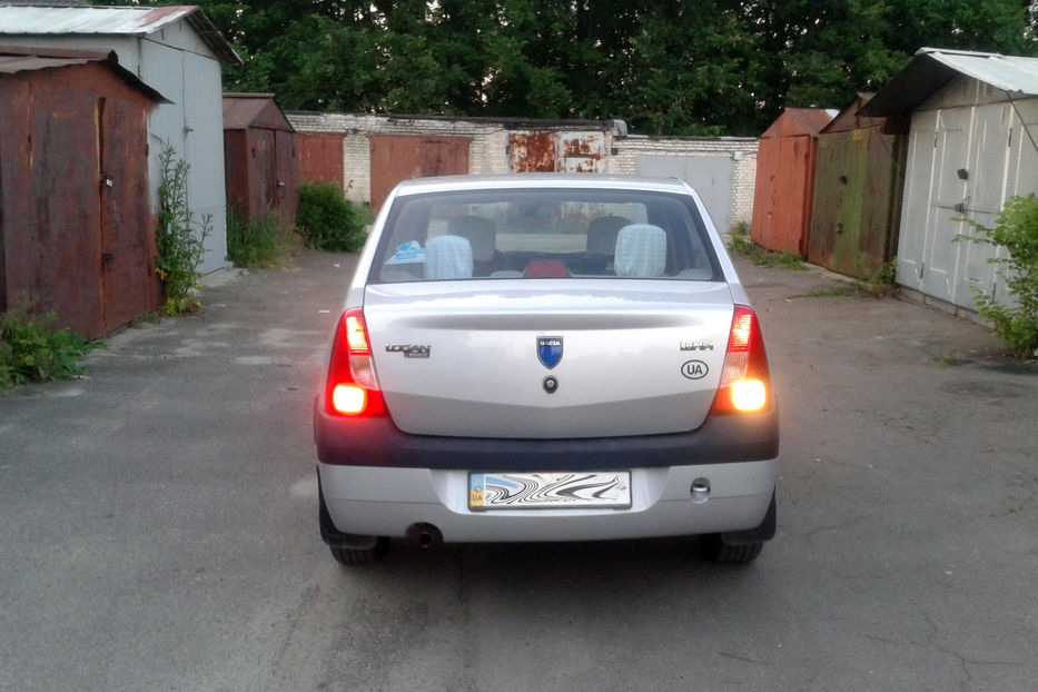 Продам Dacia Logan Laureat 1.6i 2007 года в Львове