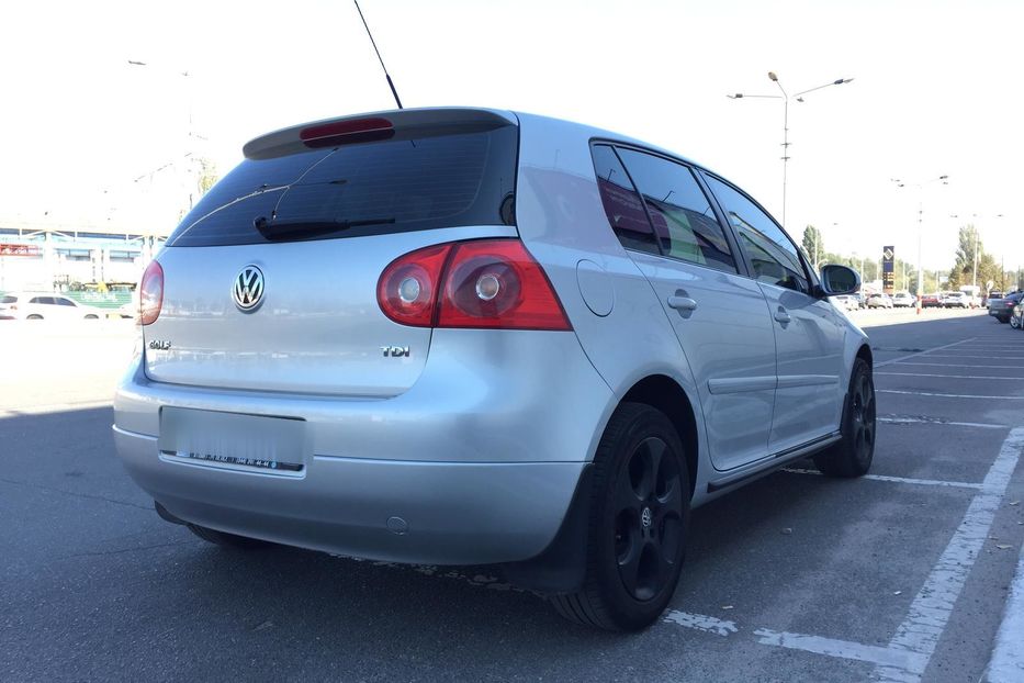 Продам Volkswagen Golf V 1.9 tdi 2008 года в Киеве