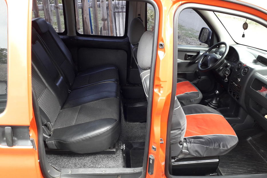 Продам Citroen Berlingo пасс. 2003 года в г. Донское, Донецкая область