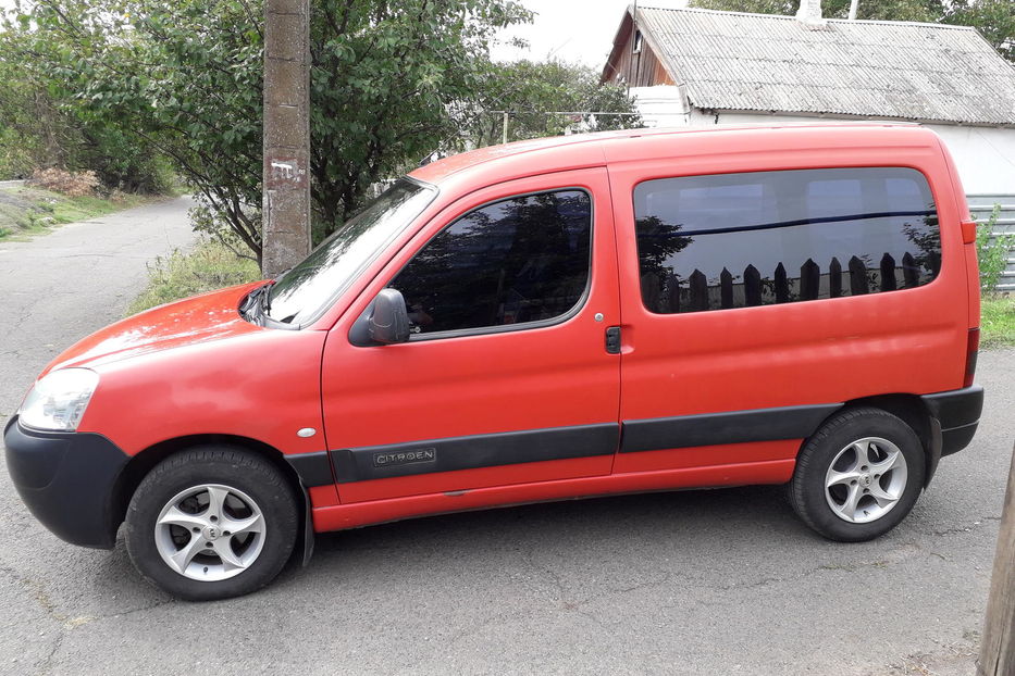 Продам Citroen Berlingo пасс. 2003 года в г. Донское, Донецкая область