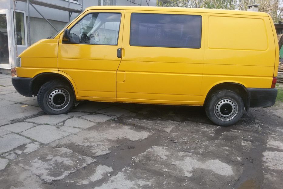 Продам Volkswagen T4 (Transporter) пасс. 1999 года в Львове