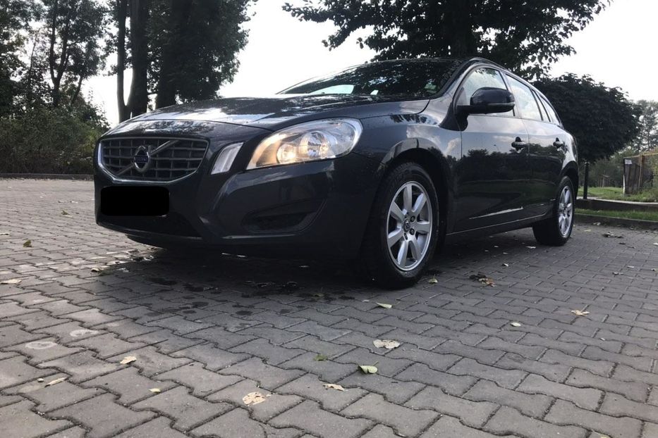 Продам Volvo V60 1.6 2011 года в Тернополе