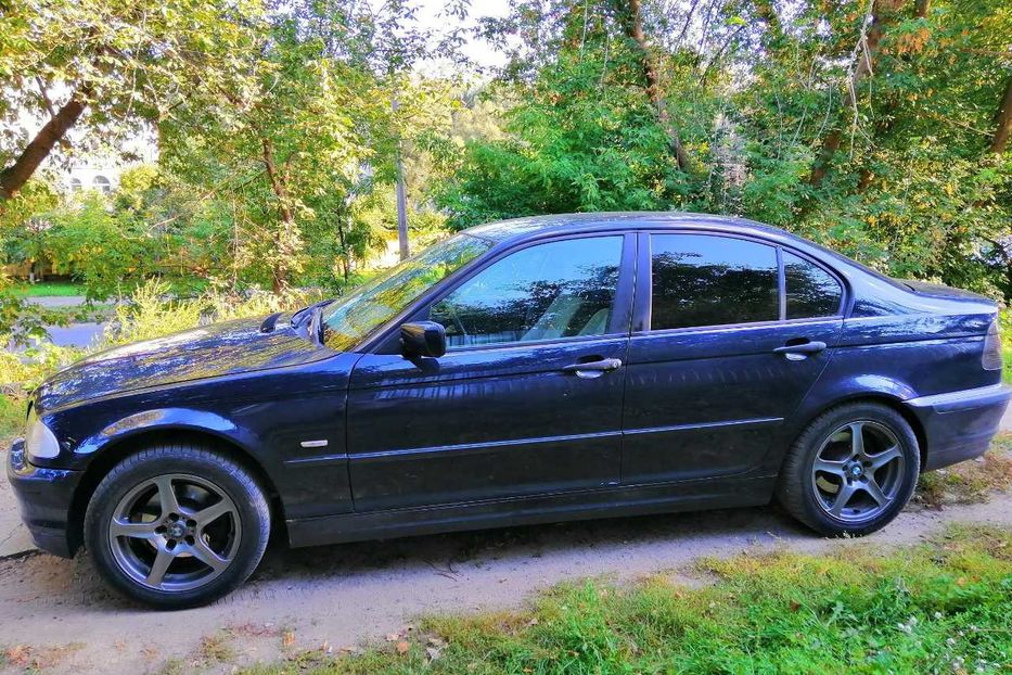 Продам BMW 318 E46 2000 года в Киеве