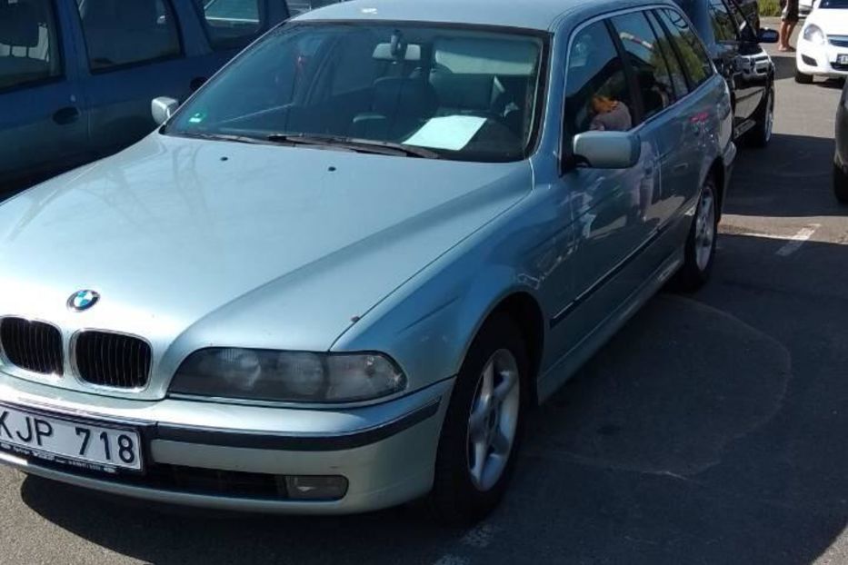 Продам BMW 520 1998 года в Харькове