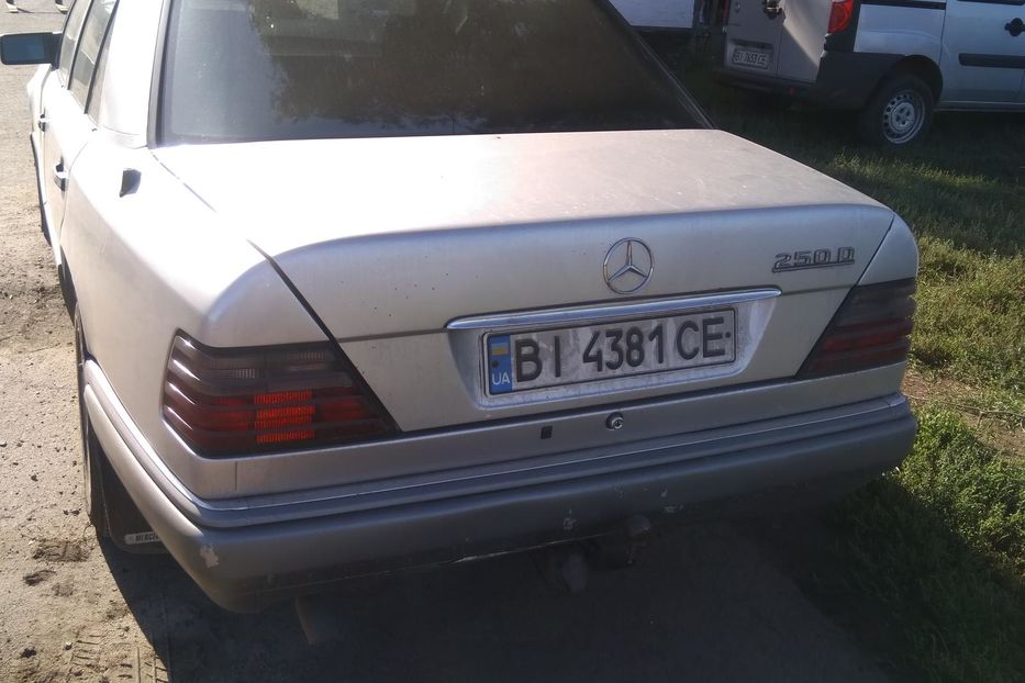 Продам Mercedes-Benz E-Class E250 1995 года в г. Глобино, Полтавская область