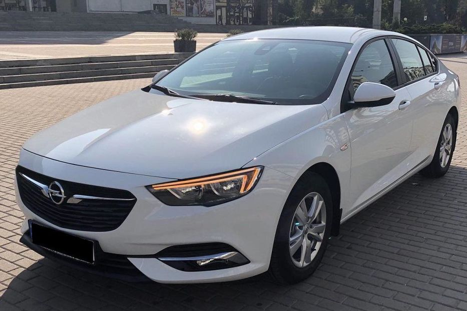 Продам Opel Insignia Grand Sport 2017 года в Киеве