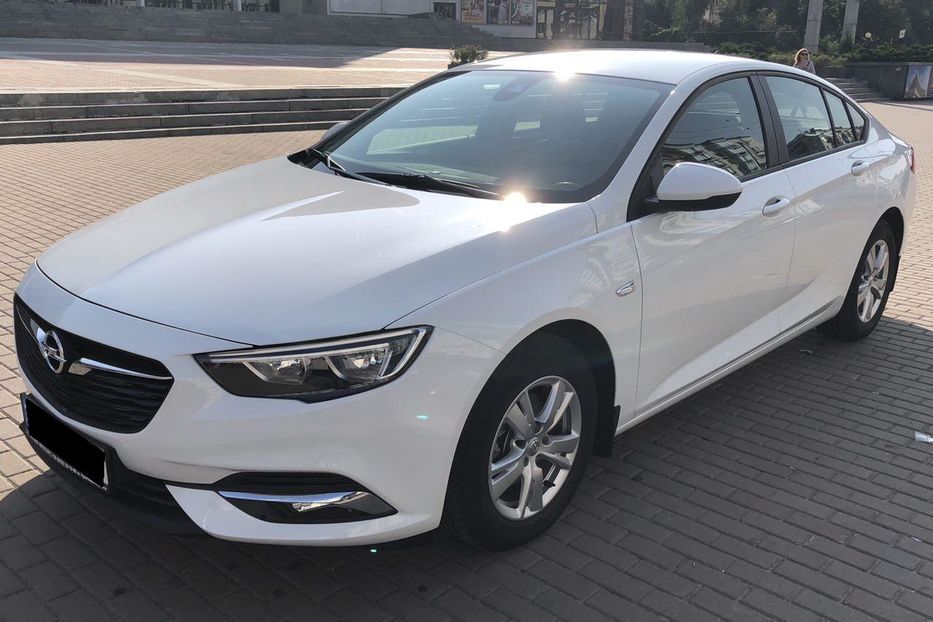 Продам Opel Insignia Grand Sport 2017 года в Киеве