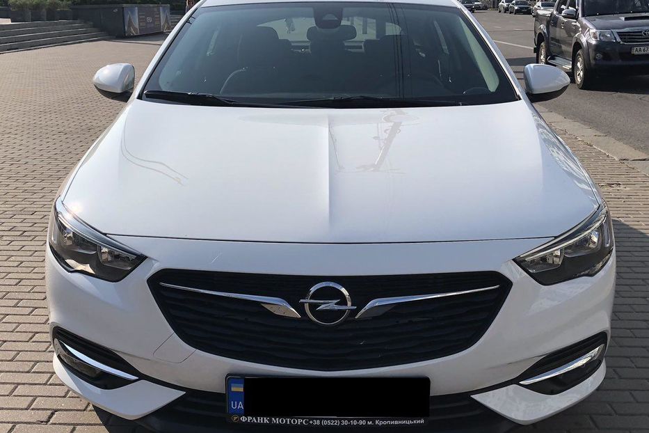 Продам Opel Insignia Grand Sport 2017 года в Киеве