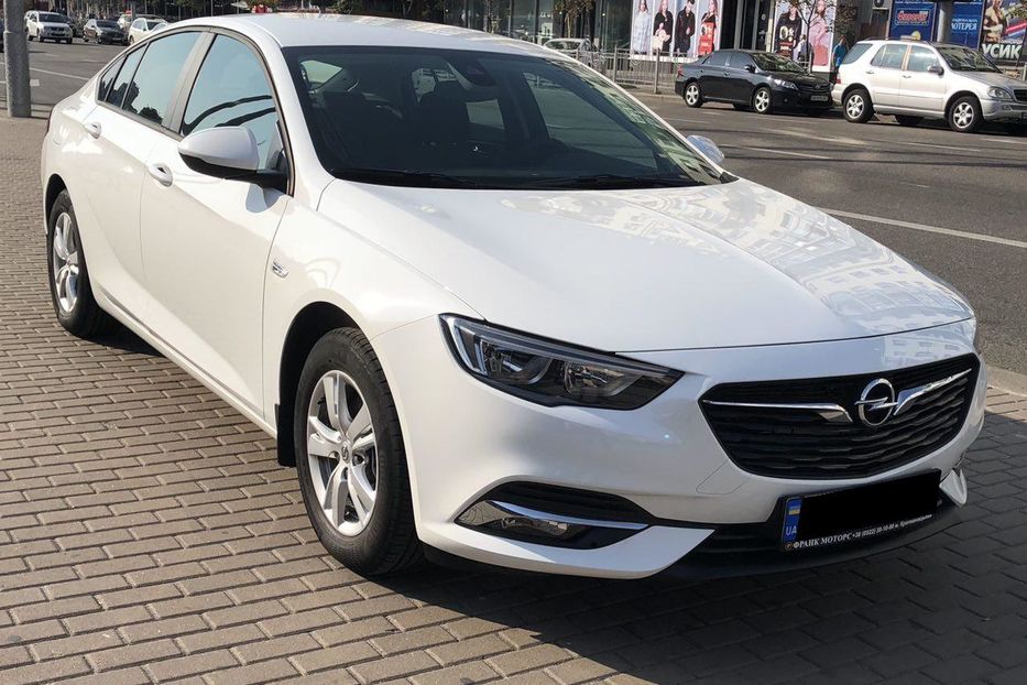 Продам Opel Insignia Grand Sport 2017 года в Киеве