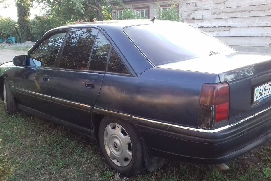 Продам Opel Omega 1991 года в г. Знаменка, Кировоградская область