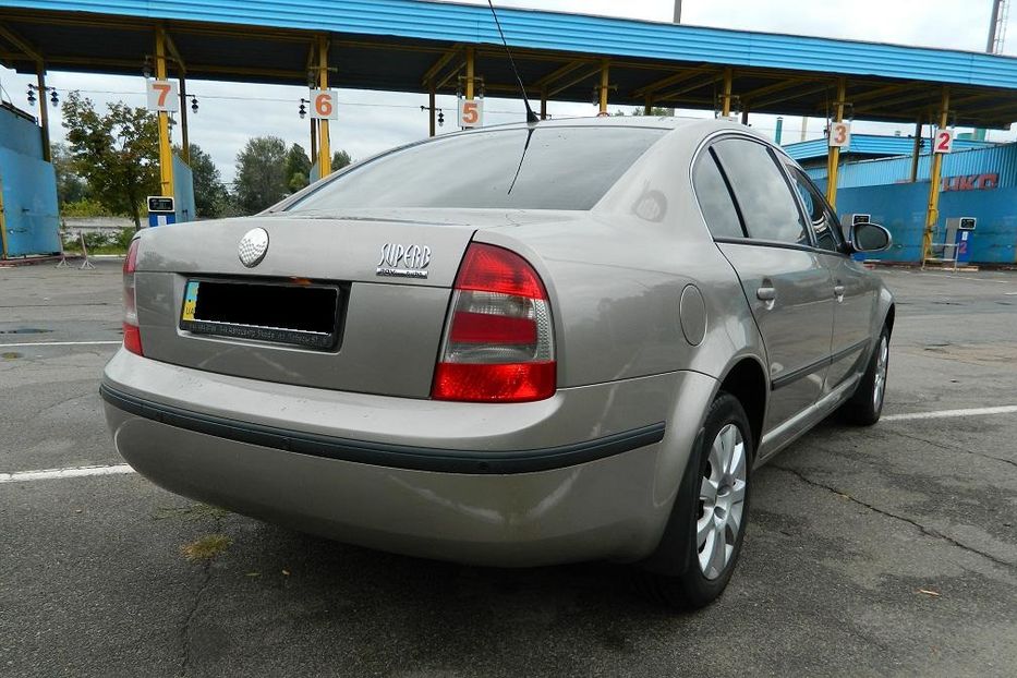 Продам Skoda Superb 1.8 T 2008 года в Киеве