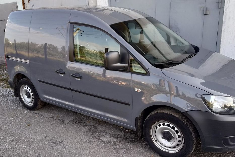 Продам Volkswagen Caddy груз. 2011 года в Киеве