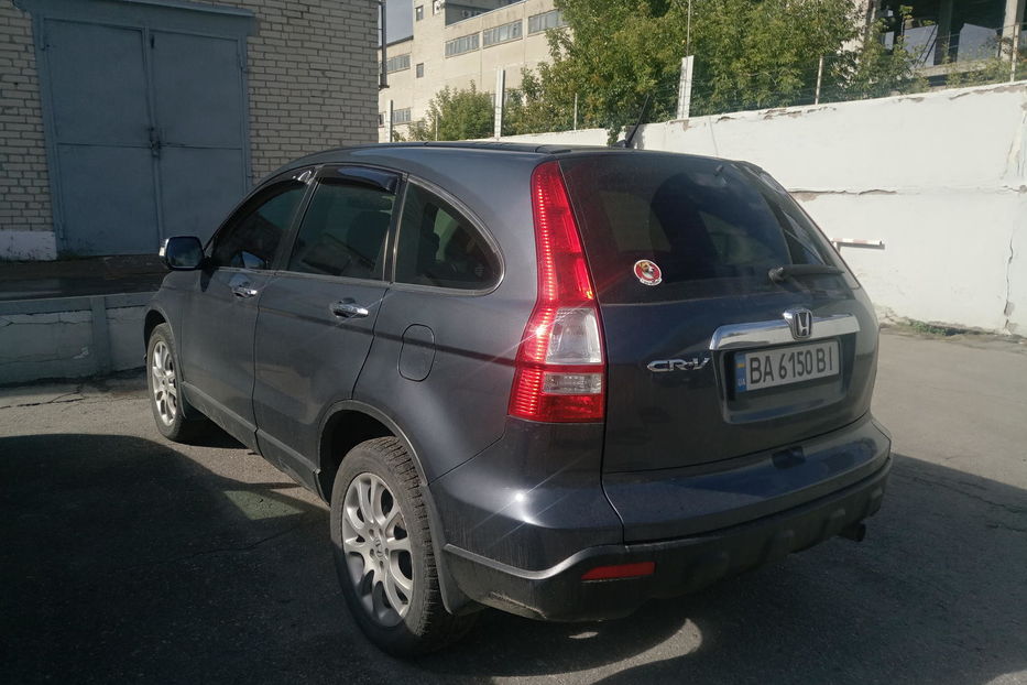 Продам Honda CR-V 2008 года в Харькове