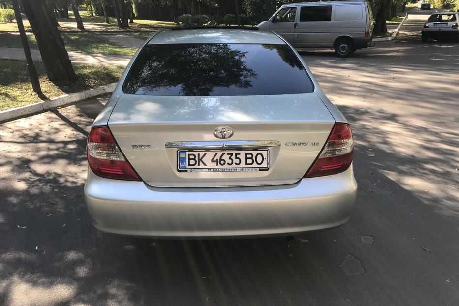 Продам Toyota Camry 24 2004 года в Ровно