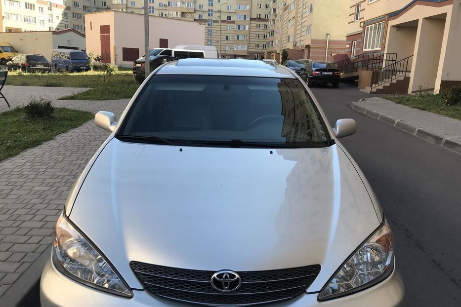 Продам Toyota Camry 24 2004 года в Ровно