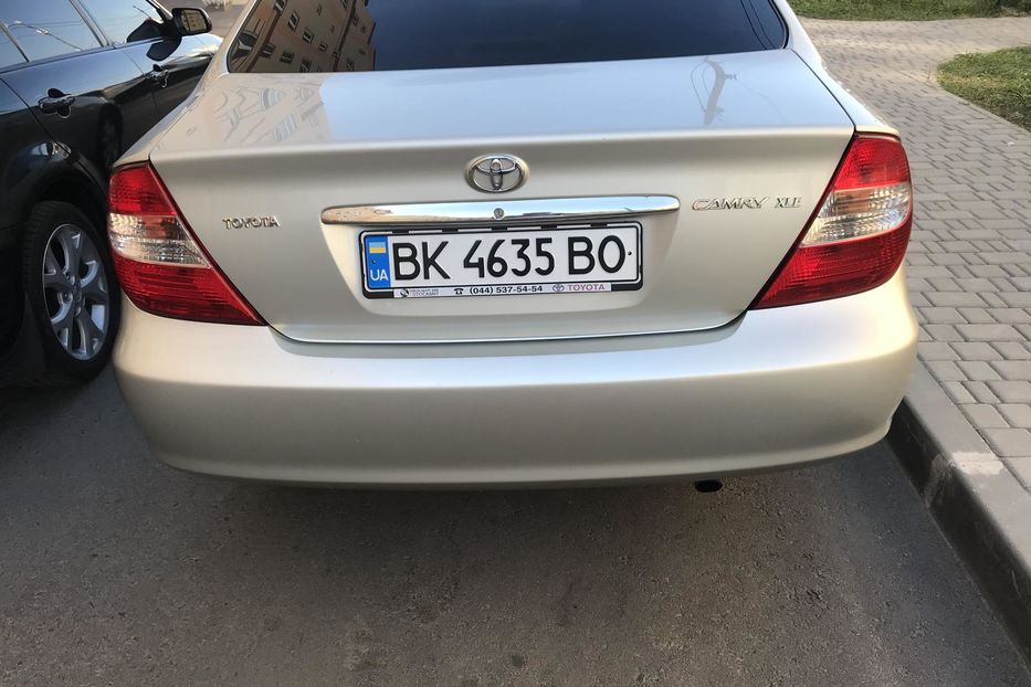 Продам Toyota Camry 24 2004 года в Ровно