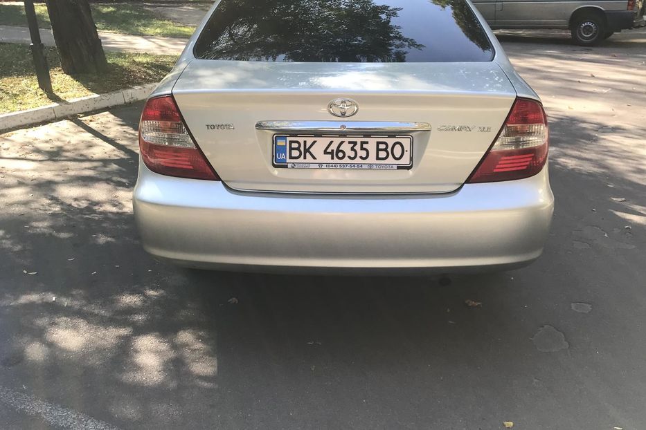 Продам Toyota Camry 24 2004 года в Ровно