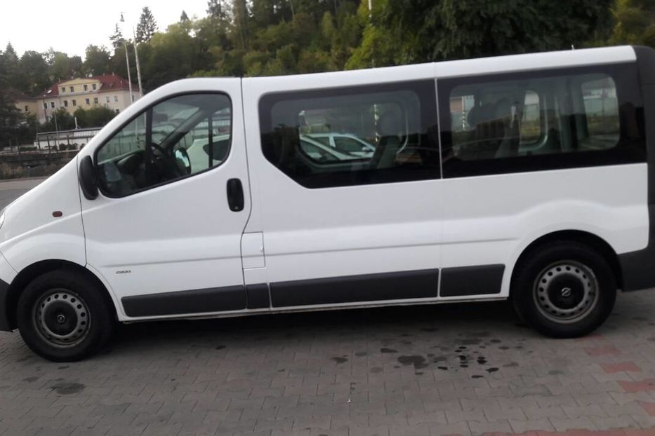 Продам Opel Vivaro пасс. 2012 года в Львове