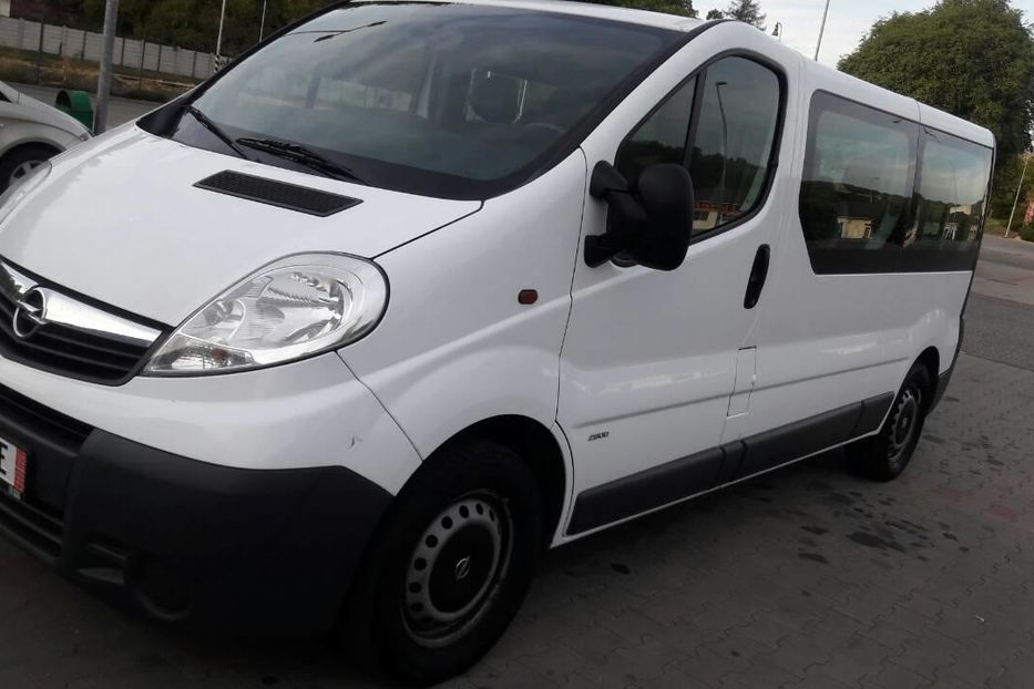 Продам Opel Vivaro пасс. 2012 года в Львове