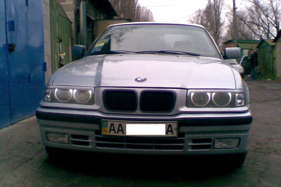 Продам BMW 318 Coupe 1993 года в Киеве