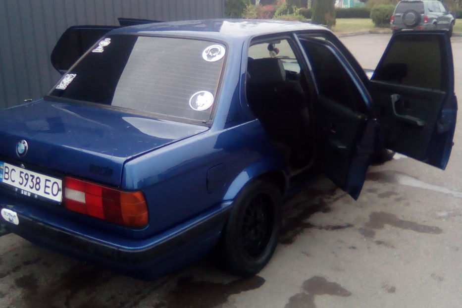 Продам BMW 318 1990 года в Ивано-Франковске