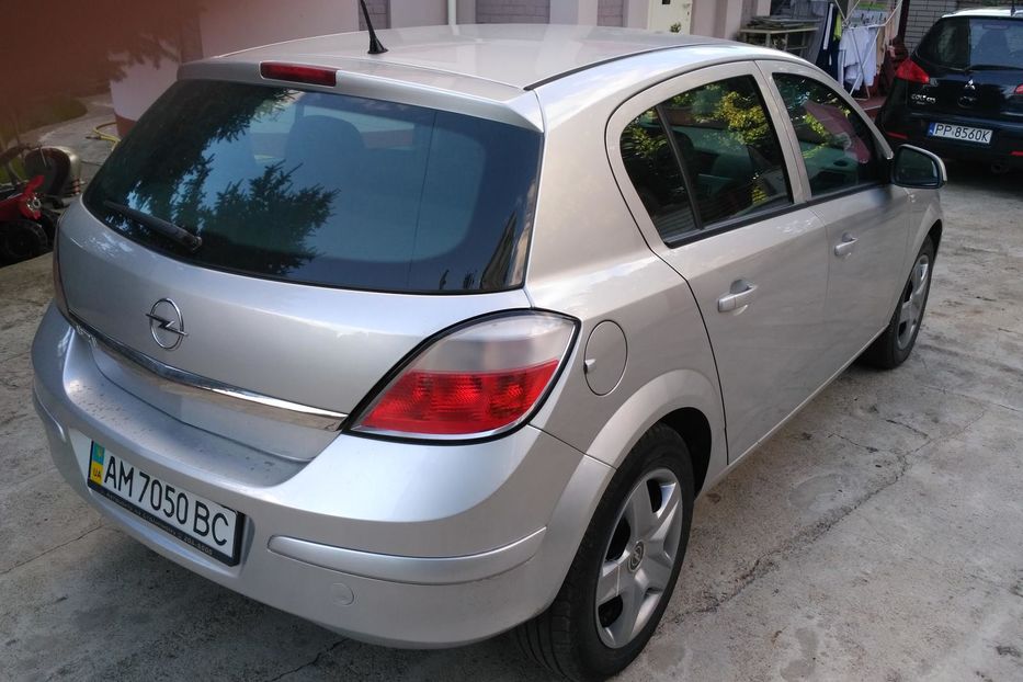 Продам Opel Astra H 2011 года в г. Умань, Черкасская область