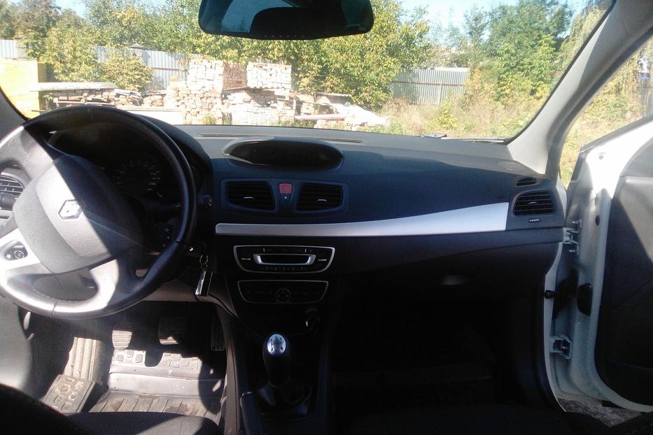 Продам Renault Fluence  Confort 2011 года в г. Болехов, Ивано-Франковская область