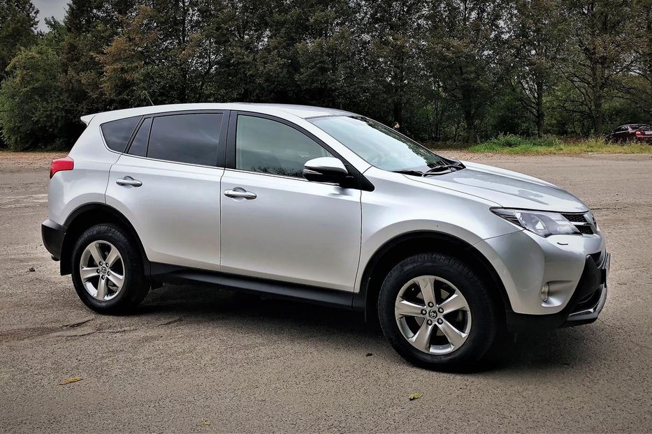 Продам Toyota Rav 4 AWD 2.2 Diesel 2015 года в Львове