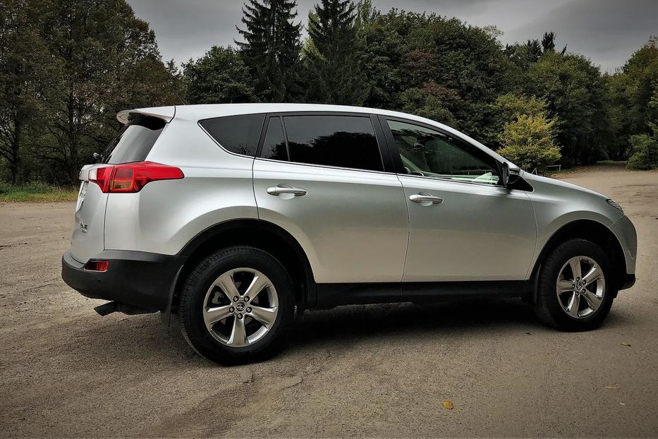 Продам Toyota Rav 4 AWD 2.2 Diesel 2015 года в Львове