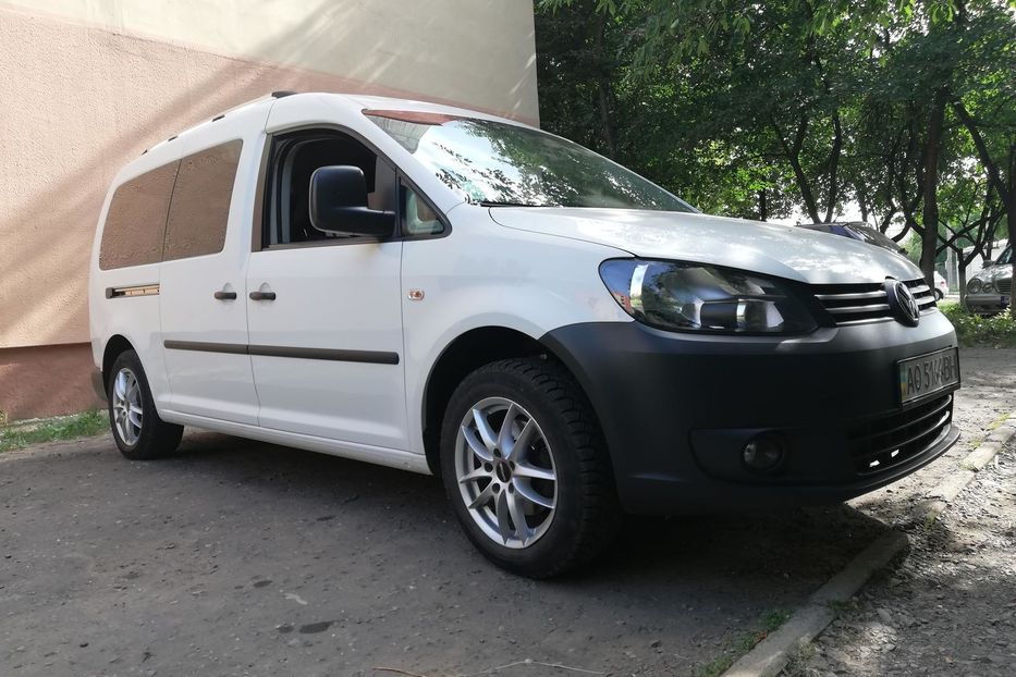 Продам Volkswagen Caddy пасс. 2011 года в Ужгороде