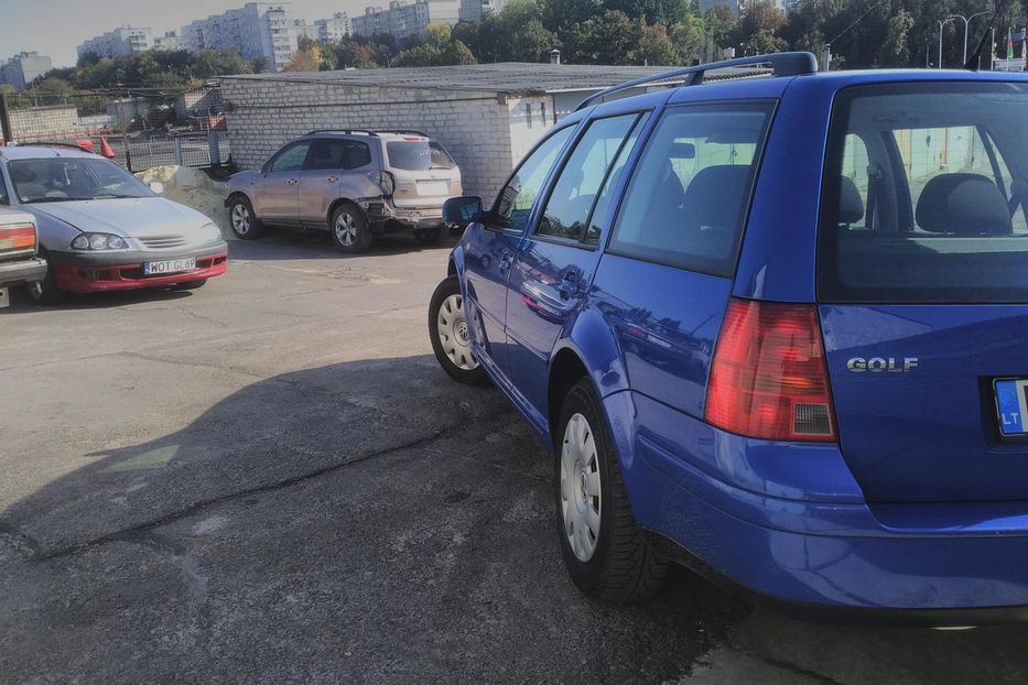 Продам Volkswagen Golf IV 2000 года в Харькове