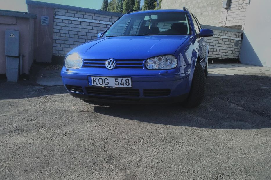 Продам Volkswagen Golf IV 2000 года в Харькове