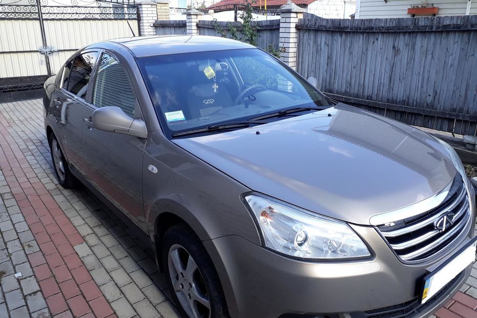 Продам Chery E 5 2013 года в Житомире